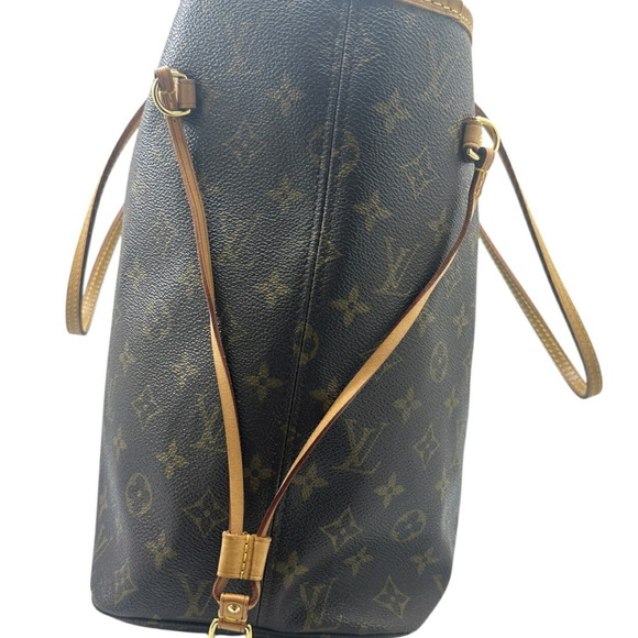LOUIS VUITTON Brown Monogram Neverfull MM Tote Bag - Picture 4 of 15